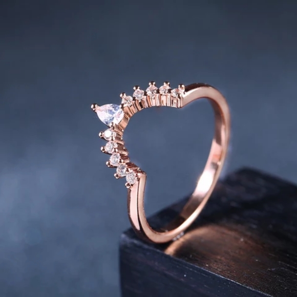 14K Gold Finish Pear Shaped Simulated Diamond Ring Set - Picture 7 of 7